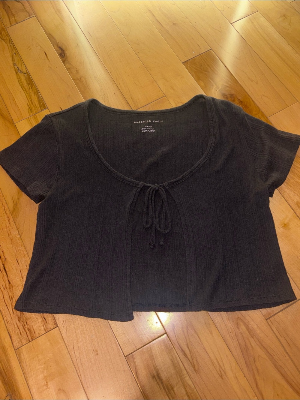 American Eagle Outfitters Grey Tie-Front Ribbed Cropped Top